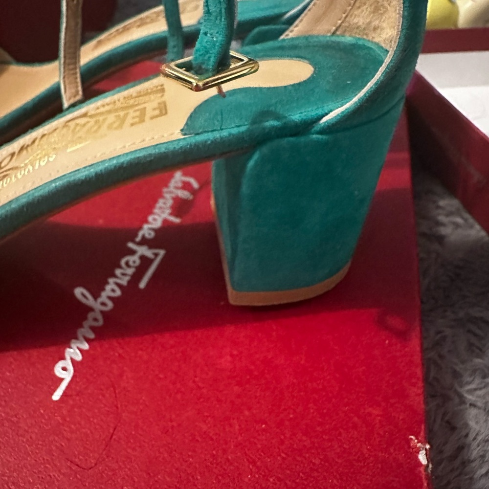 Salvatore Ferragamo Green Heeled Sandals View 4